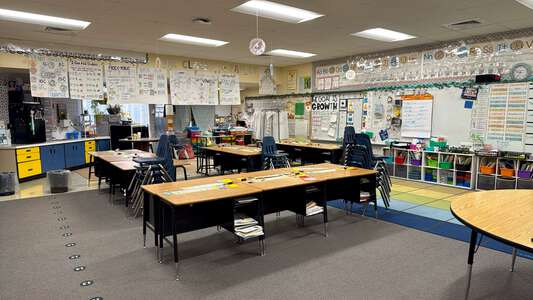 Colvin Elementary School Classroom Standard in Wichita 3