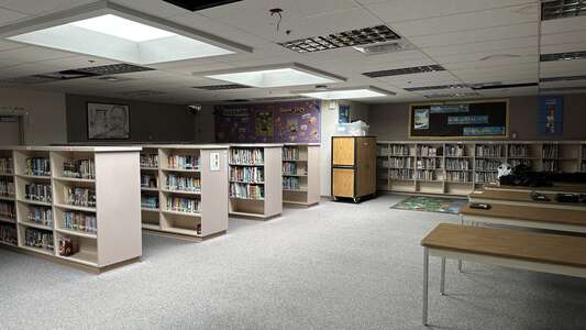 Dennis Earl Elementary School Library in Turlock