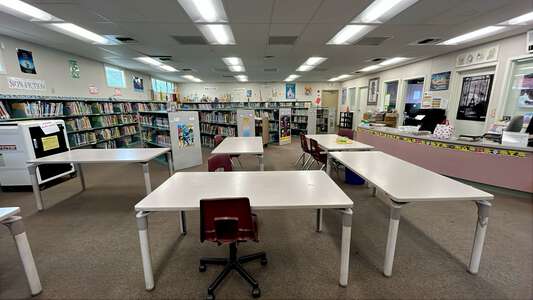 Proctor Terrace Elementary School Library in Santa Rosa 2