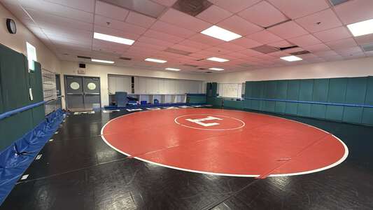 Lawndale High School Dance Room in Lawndale 4