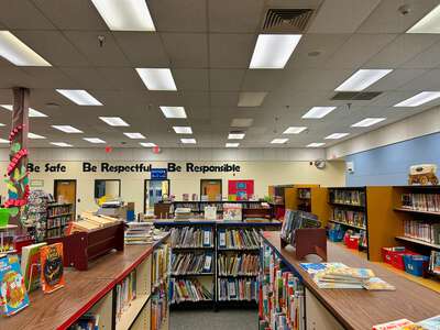 Scott Elementary School Library in Salem