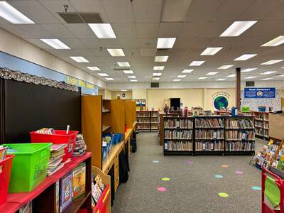 Scott Elementary School Library in Salem