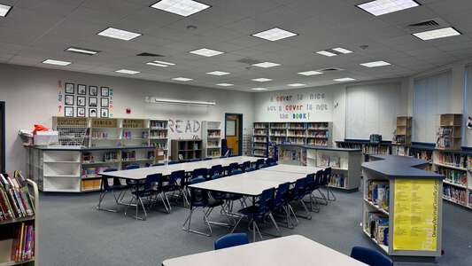 Roy Herburger Elementary School Library in Elk Grove