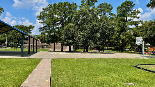 Durham Elementary Outdoor Basketball Courts in Houston