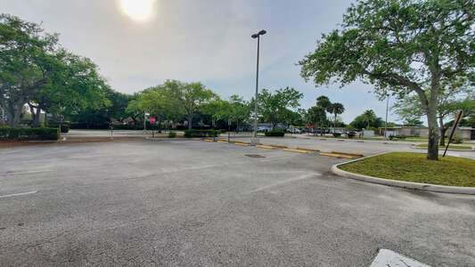 Riverland Elementary School Parking Lot in Fort Lauderdale