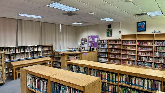 Osborn Two-Way Immersion Academy Library in Turlock 2