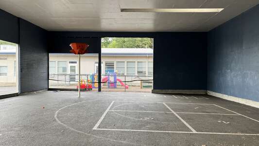 Cascade Locks Elementary School Covered Play Area in Cascade Locks