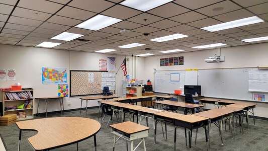 Cunningham - Cynthia Elementary School Classroom Standard in Las Vegas 2
