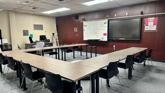 Roselawn High School Library in Turlock