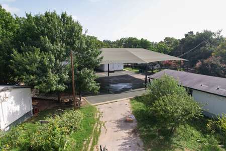 Gullett Elementary School Outdoor Basketball Courts in Austin