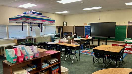 East Handley Elementary School Classroom Standard in Fort Worth