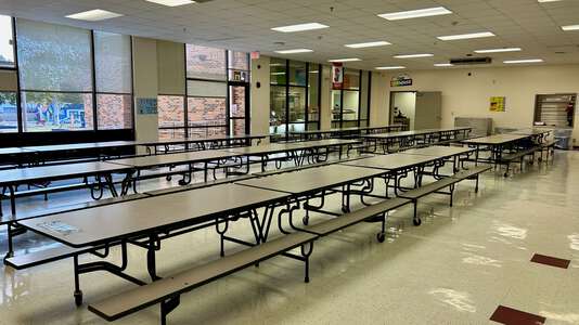 Rufino Mendoza Elementary School Cafeteria in Fort Worth