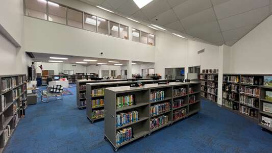 Mockingbird Elementary School Library - MKB in Coppell