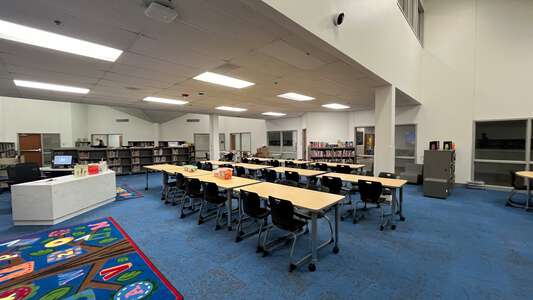 Mockingbird Elementary School Library - MKB in Coppell