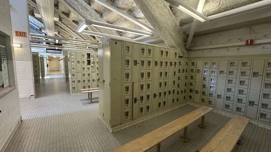 Deer Valley High School Locker Rooms - Boys in Antioch