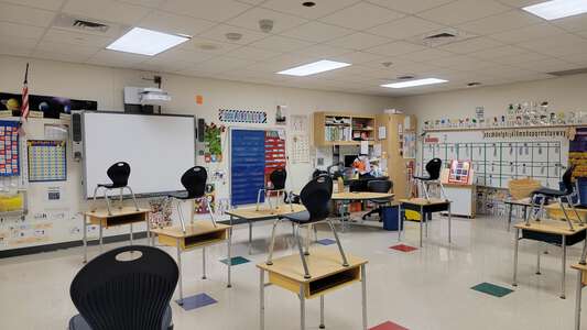Piney Point Elementary Classroom Standard in Houston