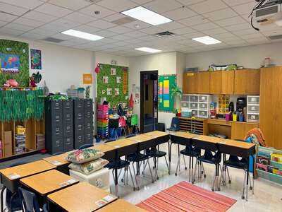 Oran M Roberts Elementary School Classroom Standard in Dallas