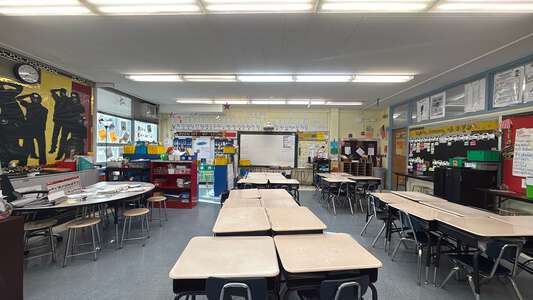Shoesmith - Beulah Shoesmith Elementary School Classroom Standard in Chicago 3