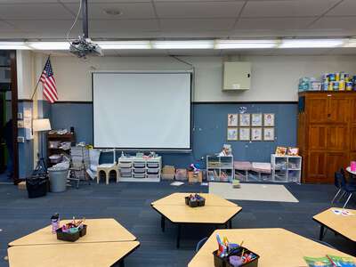 Bell - Alexander Graham Bell Elementary School Classroom Standard in Chicago