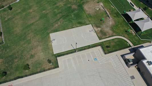 Lake Country Elementary School Outdoor Basketball Courts in Fort Worth 2