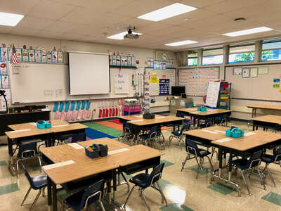 Pony Express Elementary School Classroom Standard in Sacramento