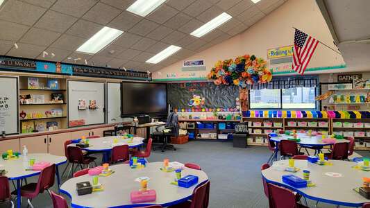 Oak Hills Elementary Classroom Standard in Oak Park