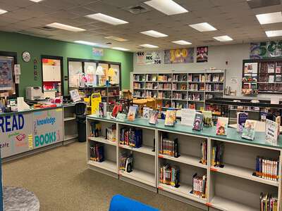 Sangaree Middle School Media Center in Ladson