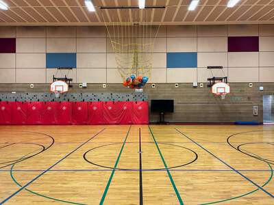 Hammond Elementary School Gym in Salem