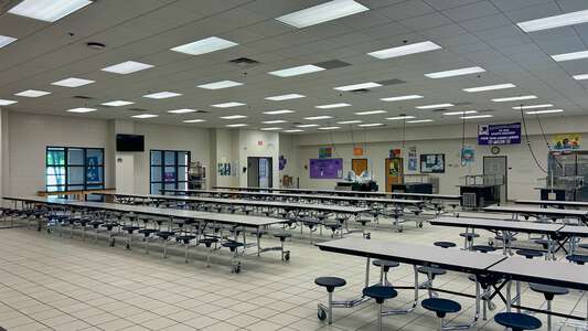 Coleman Middle School Cafeteria in Duluth