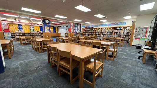 Adams Elementary School Library in Wichita 3