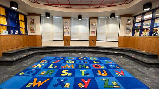 Adams Elementary School Library in Wichita 5