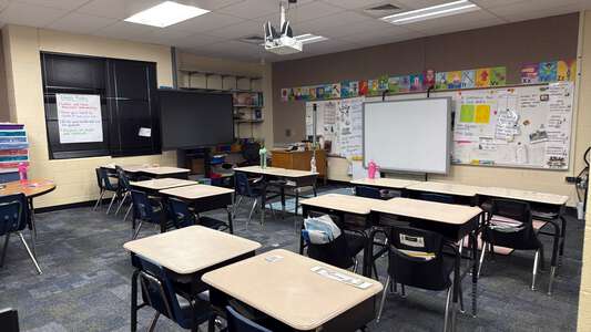 Caldwell Elementary School Classroom Standard in Wichita 4