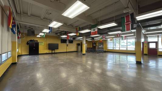 Harahan Elementary School Cafeteria in Harahan 2