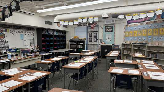 Turtle Rock Elementary School Classroom Standard in Irvine 2