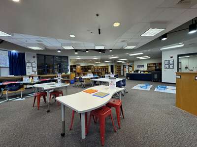 Trantwood Elementary School Library in Virginia Beach