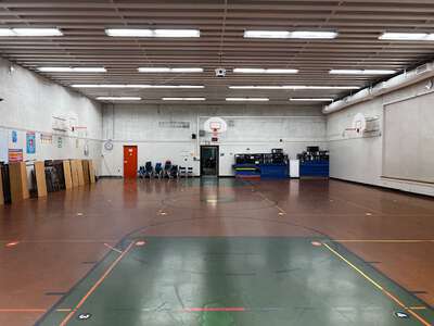 Edgewood Elementary School Gym in Eugene