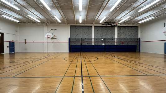 Spencer Butte Middle School Gym - Small in Eugene