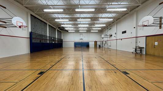 Spencer Butte Middle School Gym - Small in Eugene