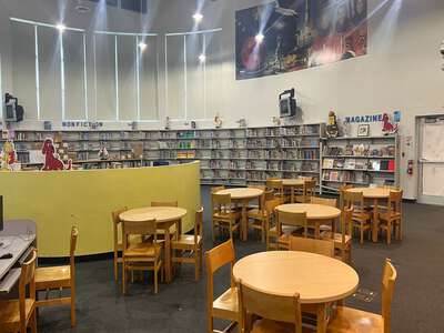 Holmes Elementary School Library in Miami