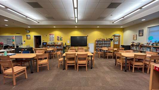 Mary Lin Elementary School Media Center in Atlanta 2