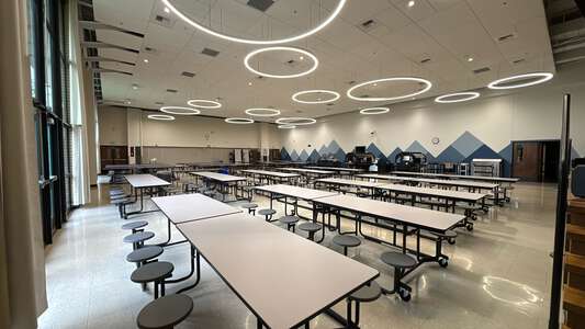 Mountain View Middle School Cafeteria in Beaverton 3