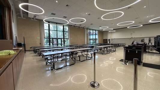 Mountain View Middle School Cafeteria in Beaverton 4