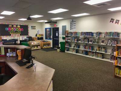 Conyer Elementary School Library in Visalia