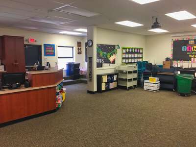 Conyer Elementary School Library in Visalia