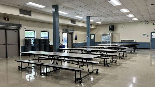 Emerson Middle School in Pomona California Slideshow Image 3