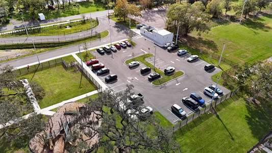 Thomas - Dorothy ESE (4321) Parking Lot - Staff in Tampa