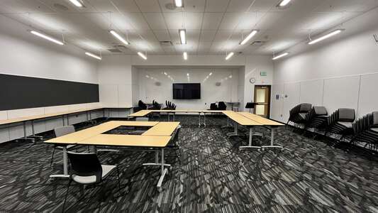 Mountainside High School Community Room in Beaverton