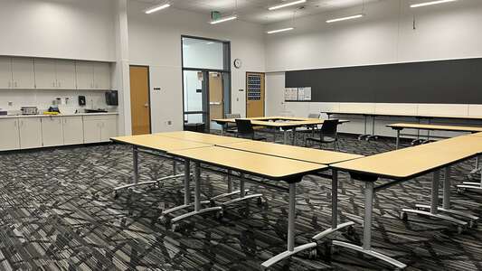 Mountainside High School Community Room in Beaverton