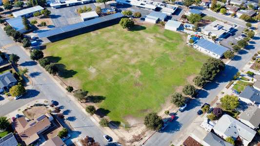 Oster Elementary School Field - Medium in San Jose