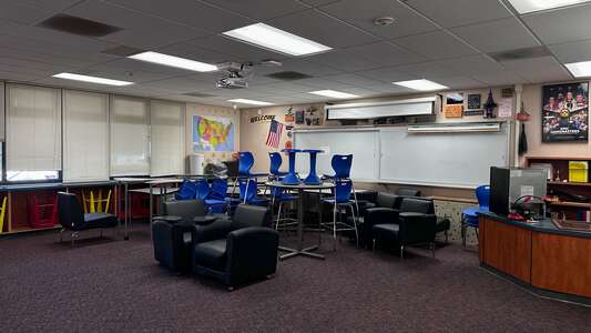Los Coches Creek Middle School Classroom Standard in El Cajon